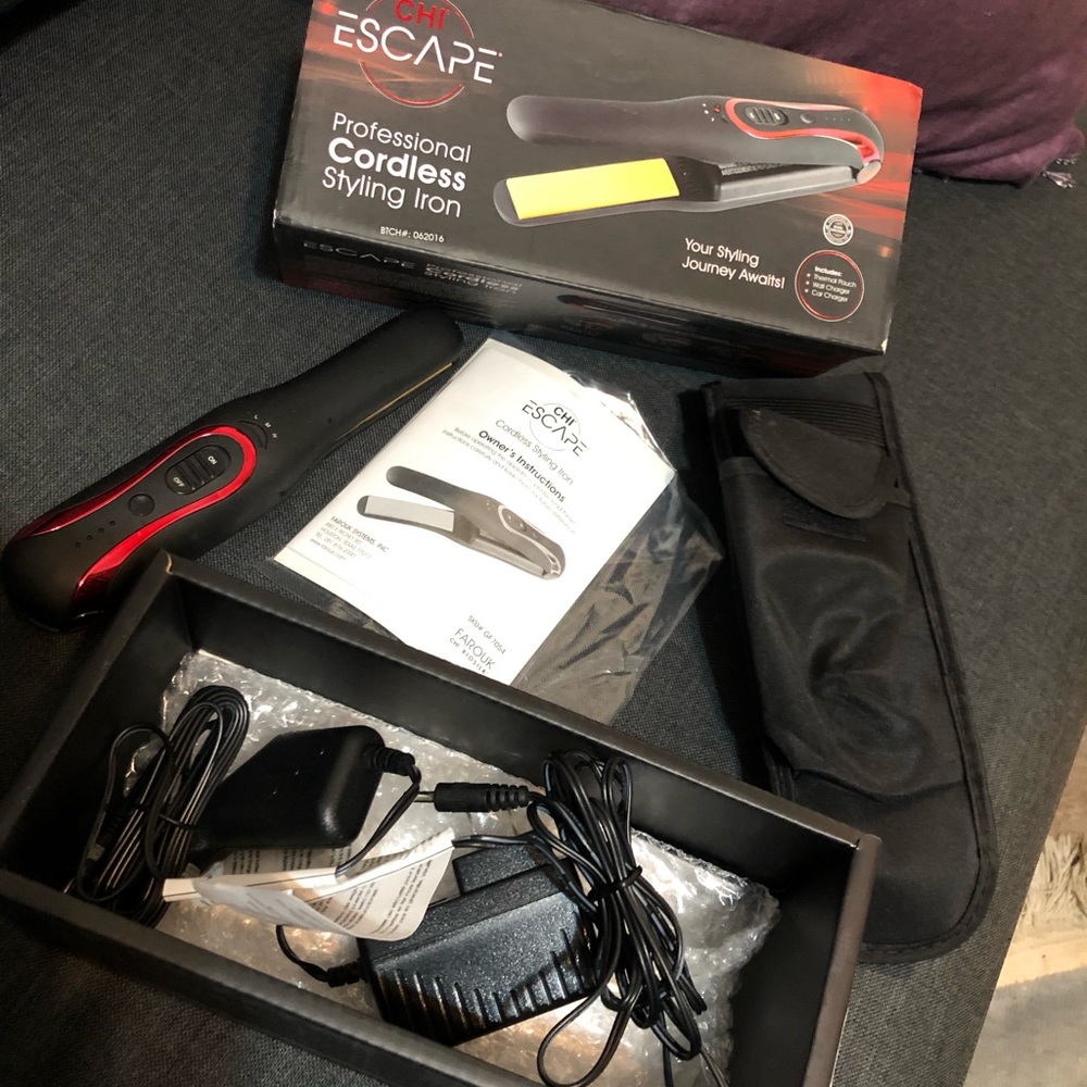 Portable flat iron